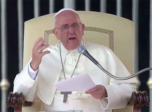 Papa Francesco: siamo tutti cristiani, aiutiamoci come fratelli