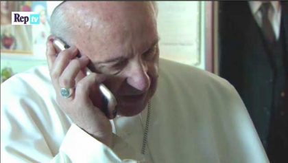 La telefonata di Papa Francesco alla signora assente per motivi di salute